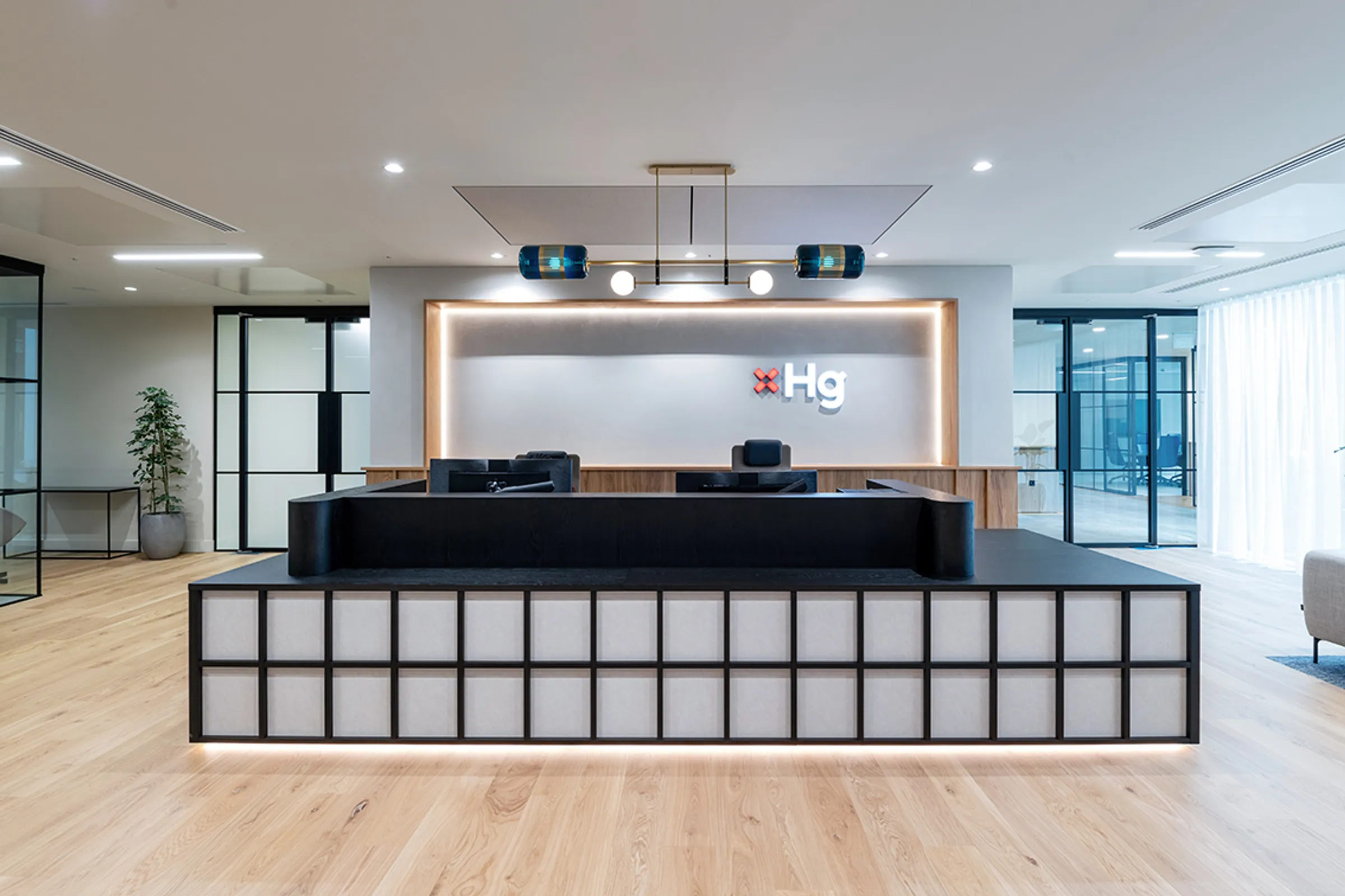Loop Interiors | HG Capital | Contemporary HQ Design London