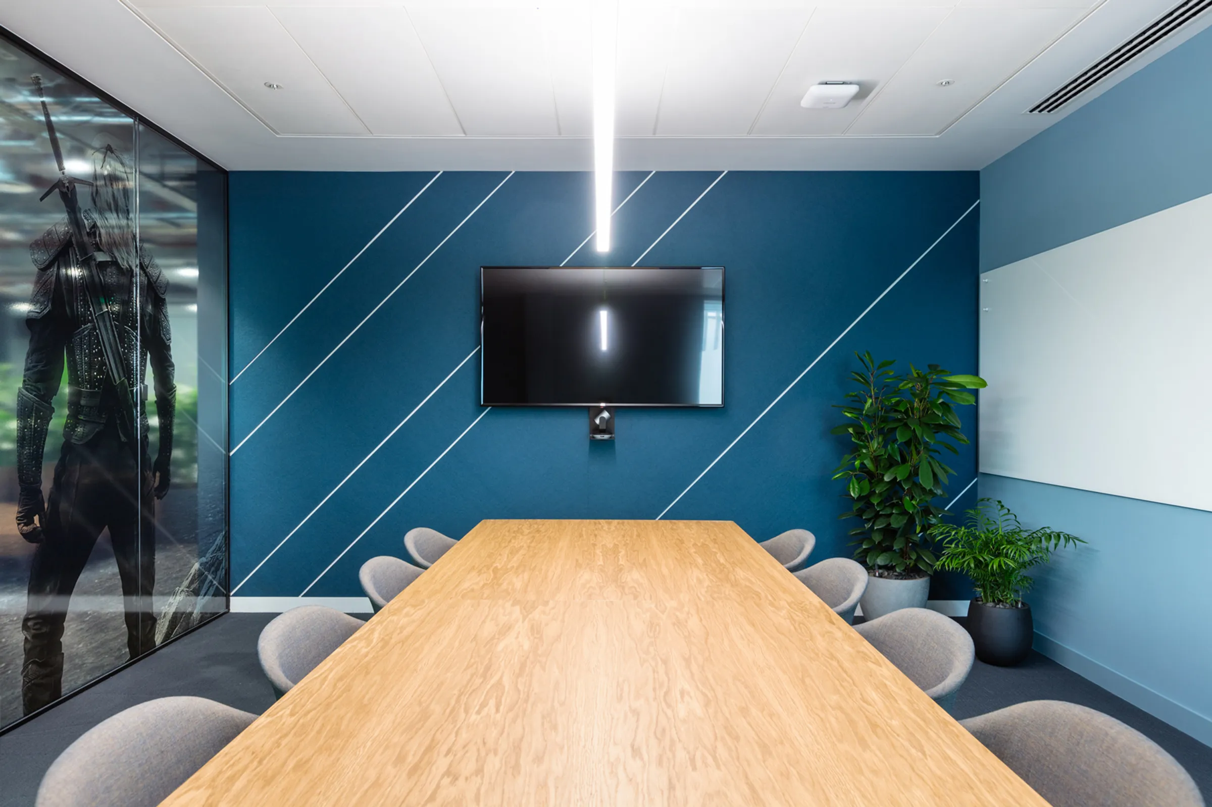 Loop Interiors | Netflix | Design & Build of London HQ