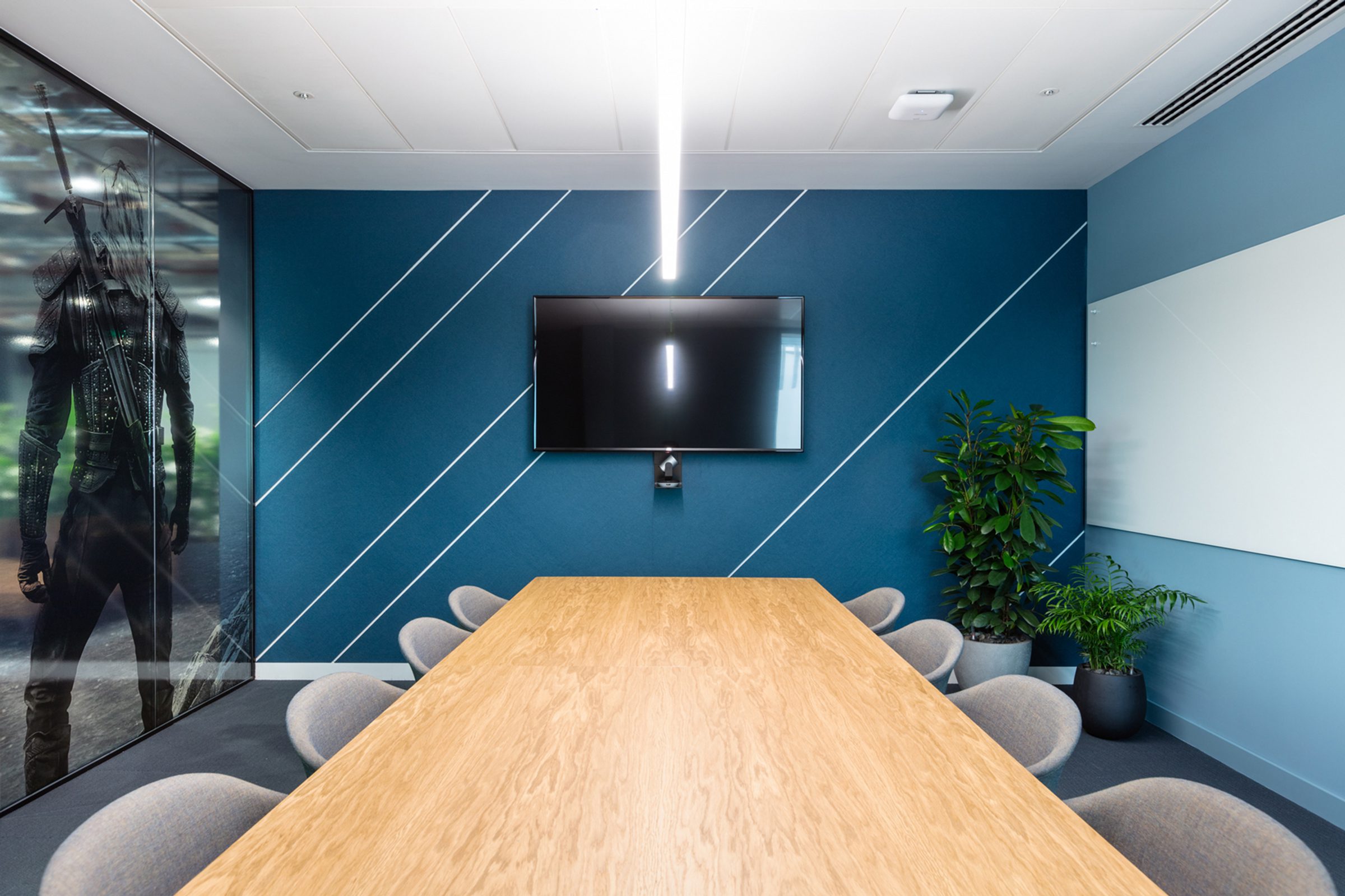 Loop Interiors | Netflix | Design & Build of London HQ